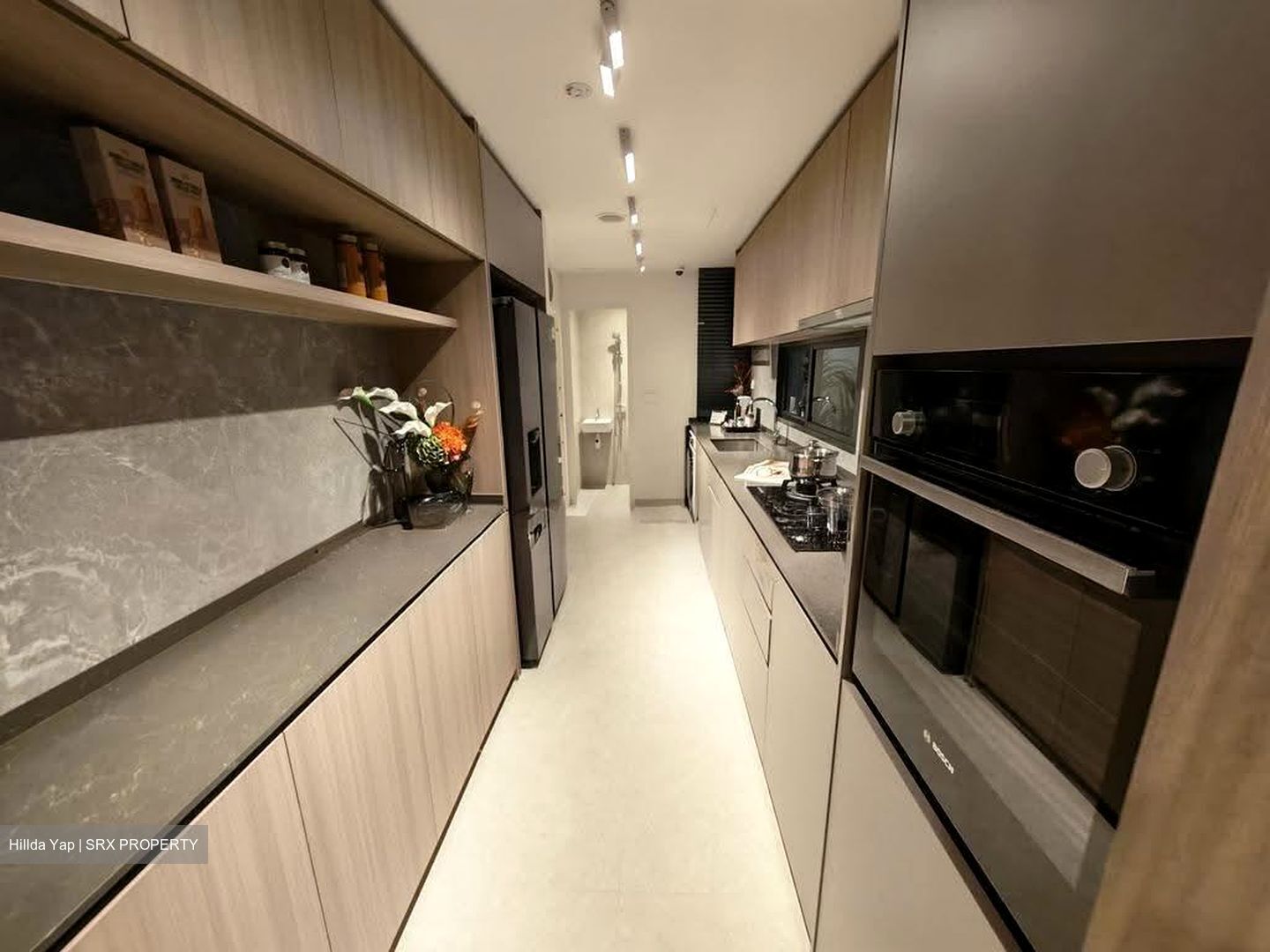 Lakeside Drive (D22), Condominium #623133621